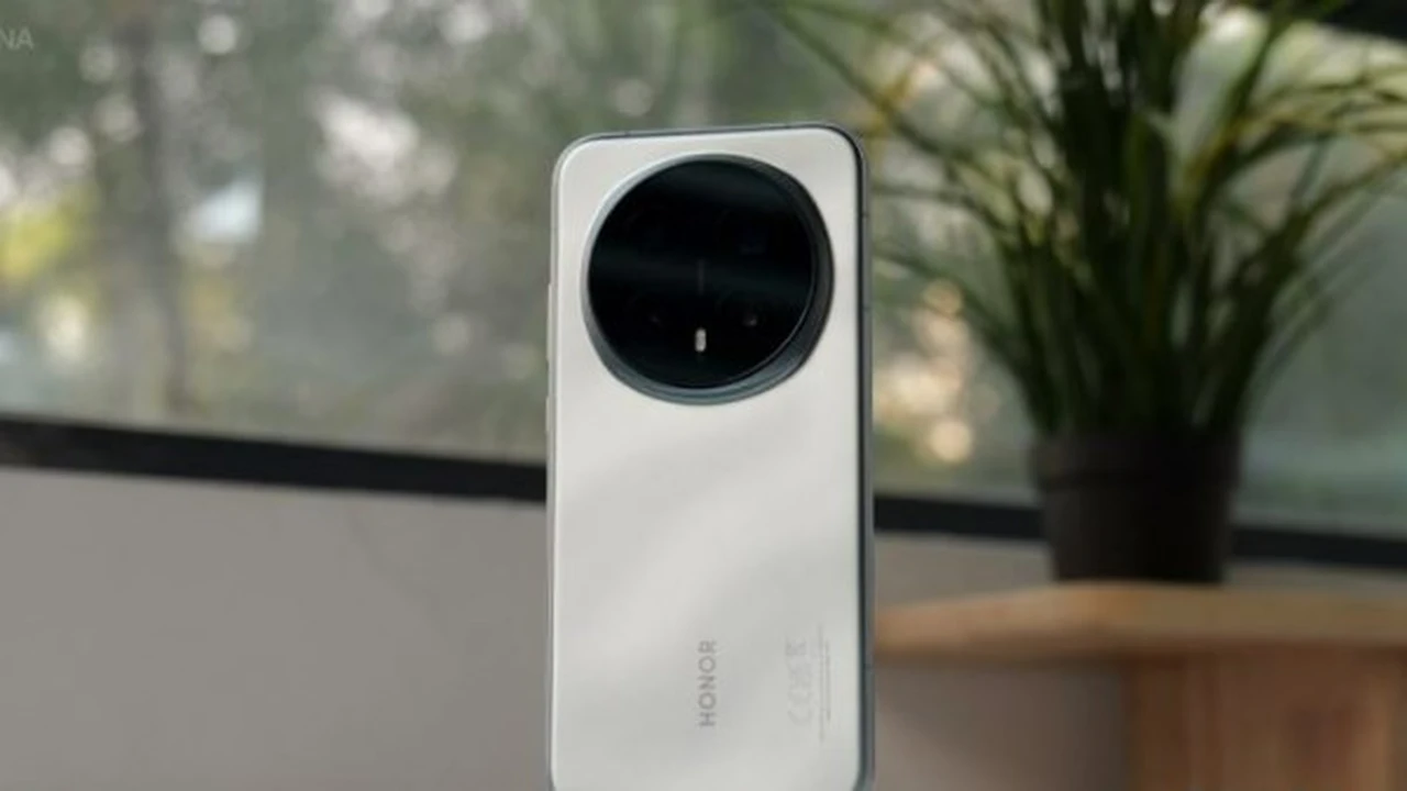 نظام كاميرات متطور يبرز في مواصفات هاتف Honor Magic 9 المدمج الجديد